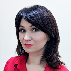 Юлии Ильиной с помощью имплантов восстановили зубы пациент Стоматологии Комфорта Юлия Ильина